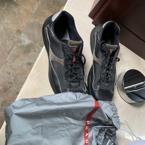 Prada Mens Leather and Suede Sneakers, Black/Gray, size 11 - Picture 1 of 6